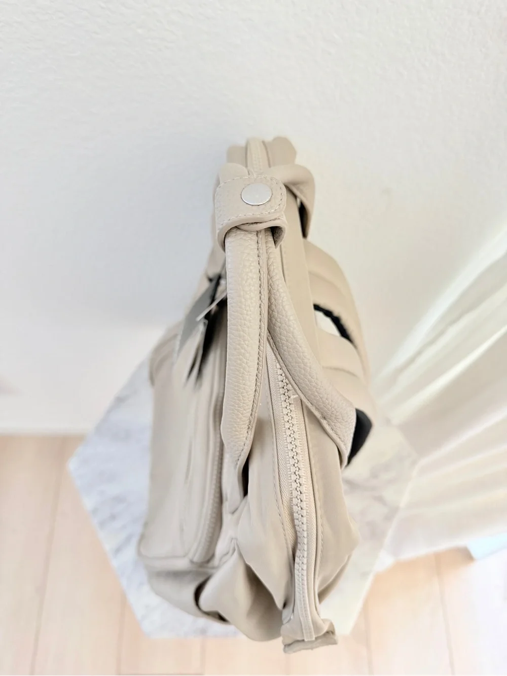 🤎 Baggallini Chelsea Laptop Backpack Taupe Twill Silver Hardware